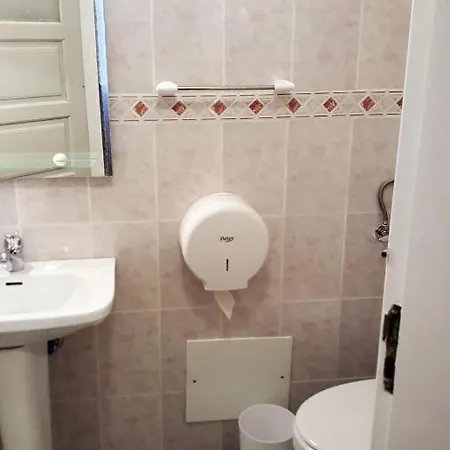 بيت ضيافة Of